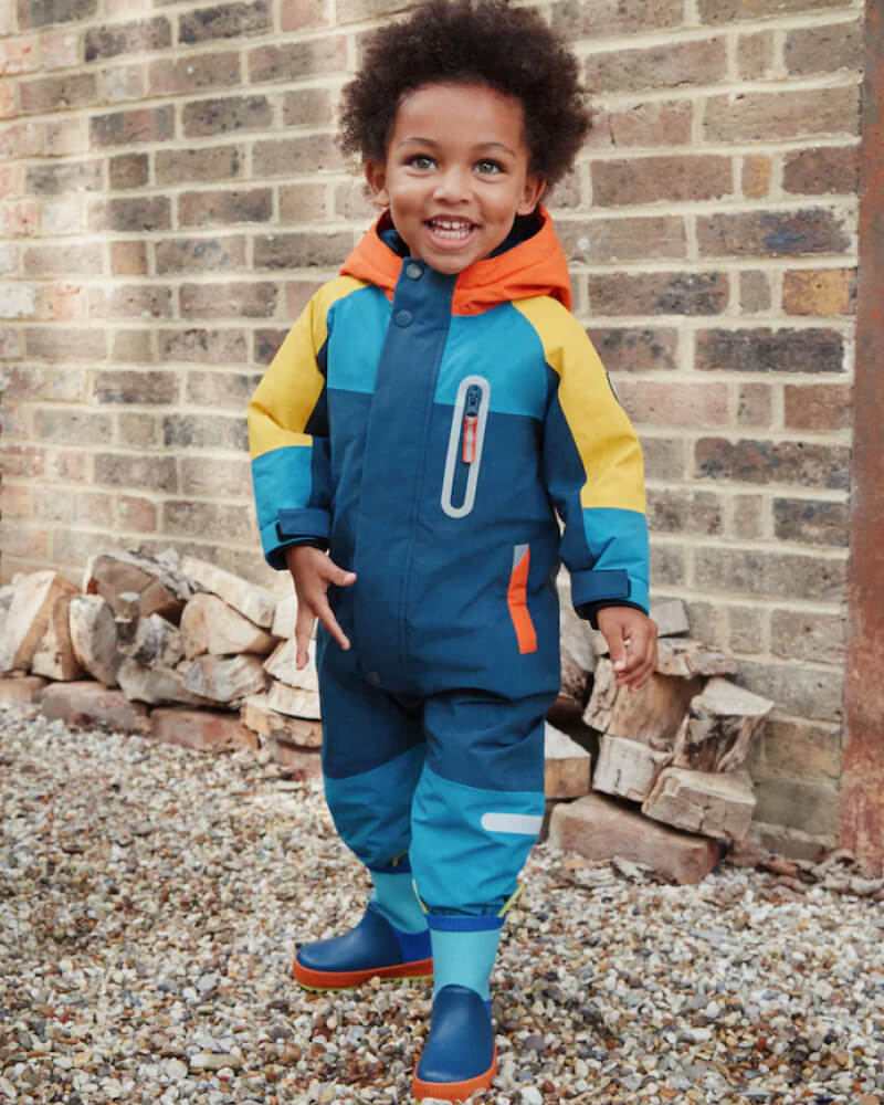 Trgovina s snežnimi oblekami